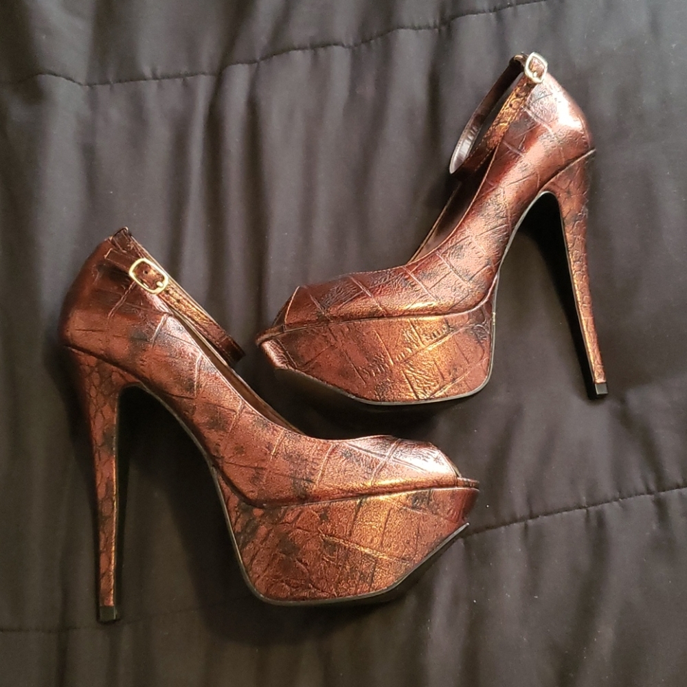 "Kami" Platform Heels